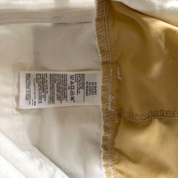 Old Navy High-Rise WOW Loose Jeans Sz 16 Short White - Picture 6 of 7